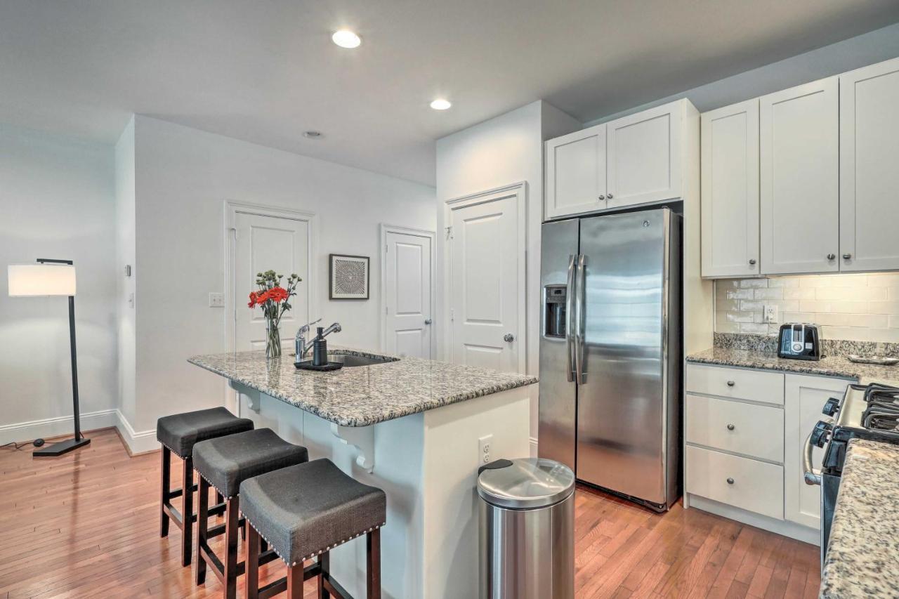 Rehoboth Beach Townhome With Porch And Pool Access Exterior photo
